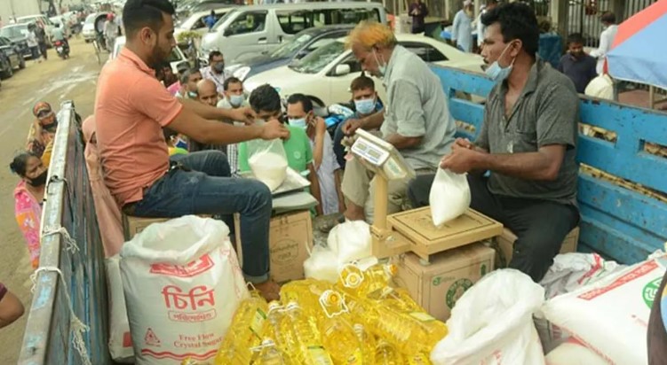 আগামী নভেম্বর থেকে চা, লবণ, ডিটারজেন্ট ও দুই ধরনের সাবান পাওয়া যাবে টিসিবির মাধ্যমে