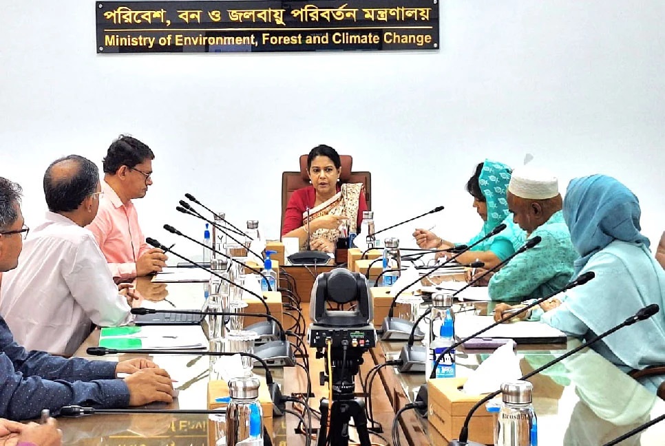 সচিবালয়ে পরিবেশ মন্ত্রণালয়ের সভাকক্ষে বার্ষিক উন্নয়ন কর্মসূচি (এডিপি) বাস্তবায়ন অগ্রগতি পর্যালোচনা সভায় তিনি এসব কথা বলেন