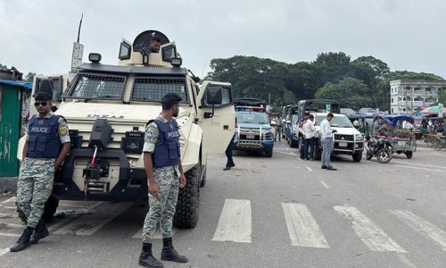 অবরোধের তৃতীয় দিনে যান চলাচল স্বাভাবিক