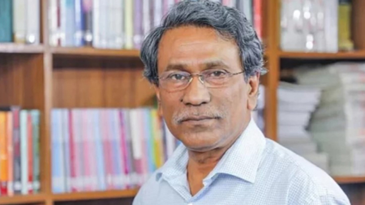 রাজনৈতিক দলের সঙ্গে ঐকমত্য কমিশনের বৈঠকের সূচনা বক্তব্যে তিনি এ কথা বলেন