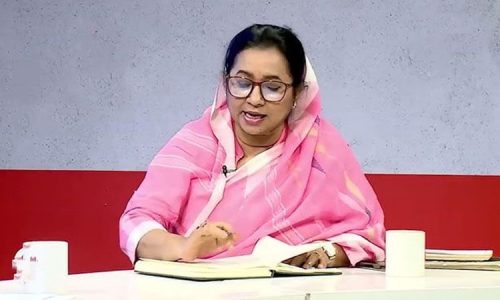 নিলুফার চৌধুরী মনি
