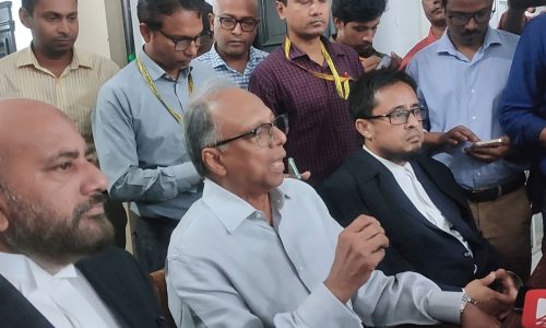 সাক্ষ্যে এ কথা বলেছেন দৈনিক আমার দেশ পত্রিকার সম্পাদক মাহমুদুর রহমান।