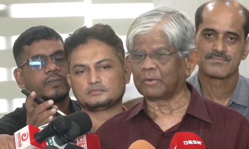 বৈঠক শেষে সাংবাদিকদের সঙ্গে আলাপকালে তিনি এ কথা বলেন।