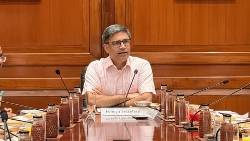 ভারতীয় পররাষ্ট্র মন্ত্রণালয়ে বাংলাদেশের কূটনৈতিক সাংবাদিকদের সংগঠন ডিক্যাবের সঙ্গে এক আলোচনা সভায় তিনি এই মন্তব্য করেন