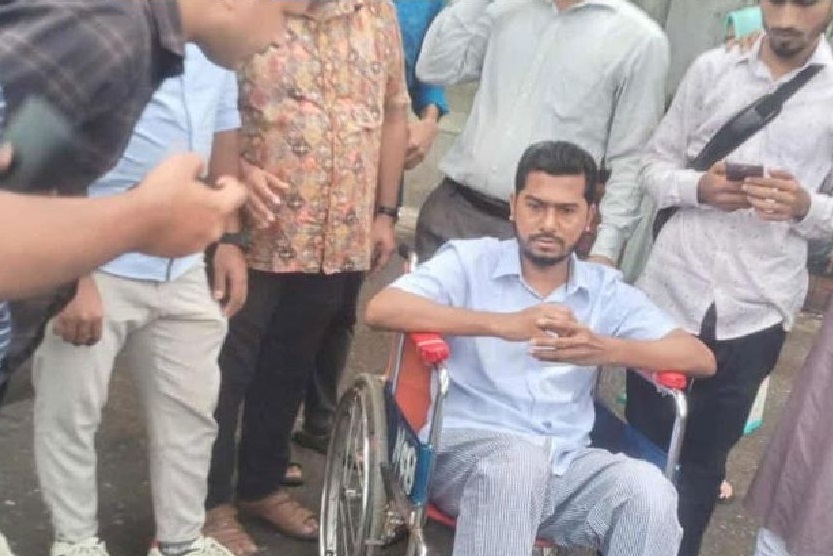 সন্ধ্যা ৬টায় গণঅধিকার পরিষদের সভাপতি নুরুল হক নুর সিঙ্গাপুর থেকে চিকিৎসা শেষে বিমানবন্দরে পৌঁছাবেন।