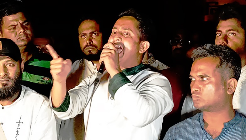 পঞ্চগড় থেকে বাংলাবান্ধা পর্যন্ত লংমার্চ শেষে বক্তব্য দেন এনসিপি নেতা সারজিস আলম।