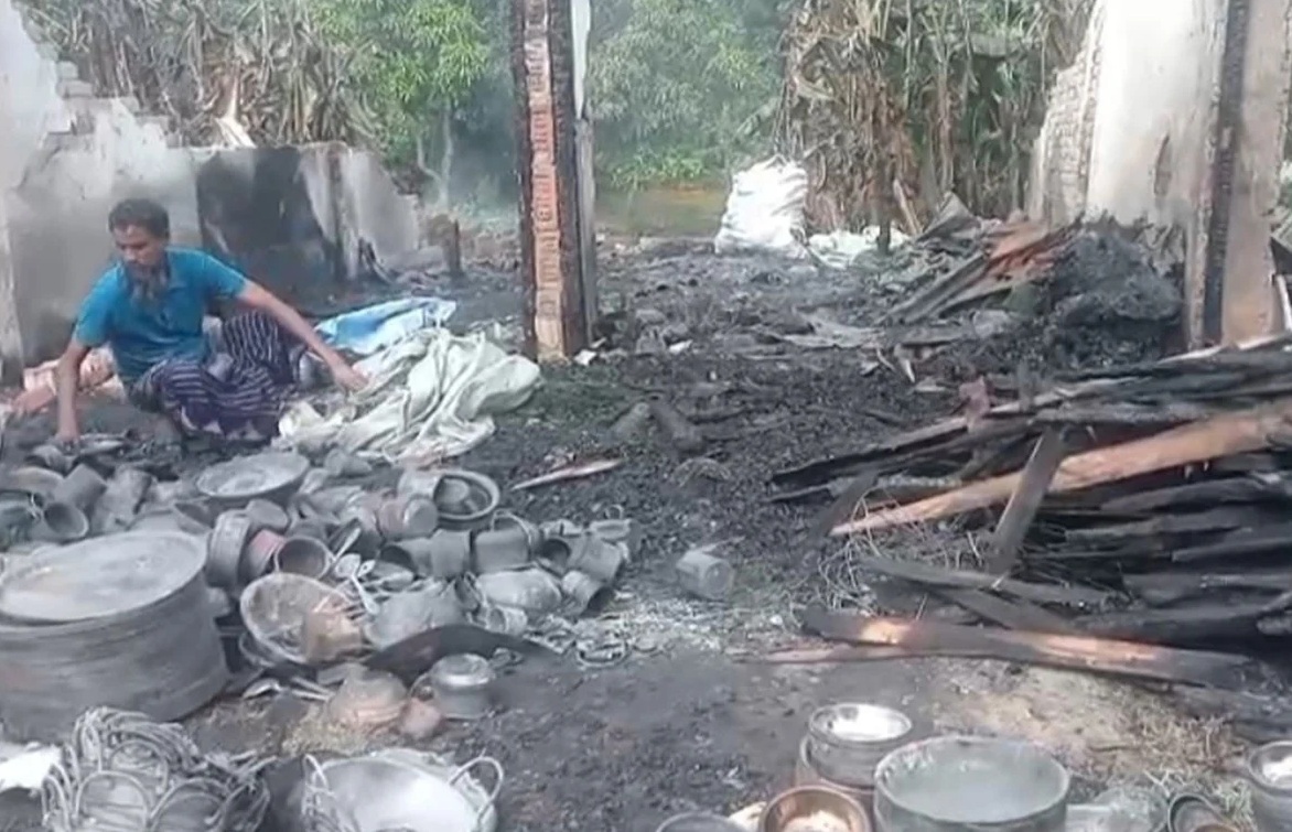 খাগড়াছড়ির গুইমারার জালিয়াপাড়া বাজারে অগ্নিকাণ্ডের ঘটনা ঘটেছে।