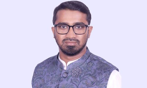 সোশ্যাল মিডিয়ায় এক পোস্টের মাধ্যমে তিনি এমন দাবি করেন।