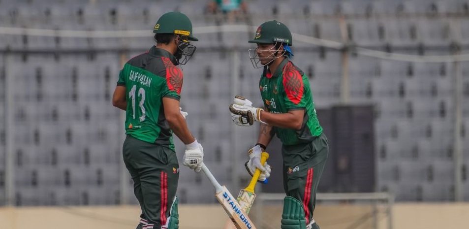 ১৭৬ রানের জুটিতে বড় রানের ভিতটা গড়ে দেন সাইফ হাসান আর সৌম্য সরকার