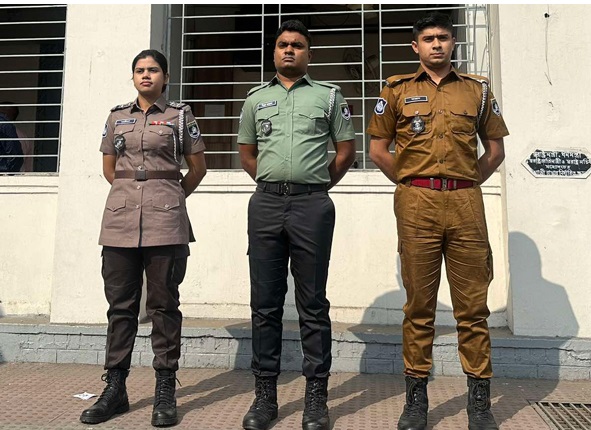 সদস্যদের জন্য নতুন পোশাক চালু করতে যাচ্ছে বাংলাদেশ পুলিশ