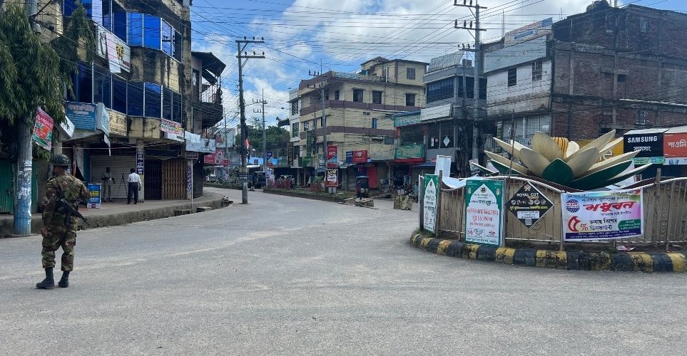 খাগড়াছড়ির অবরোধ পুরোপুরি প্রত্যাহার।