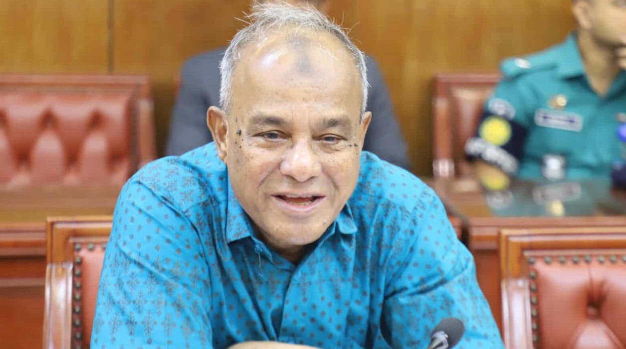 স্বরাষ্ট্র উপদেষ্টা লেফটেন্যান্ট জেনারেল (অব) জাহাঙ্গীর আলম চৌধুরী