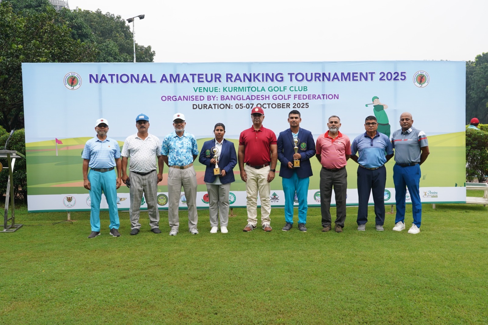 গলফ টুর্নামেন্টে চ্যাম্পিয়ন সোনিয়া ও আবু বকর সিদ্দিক