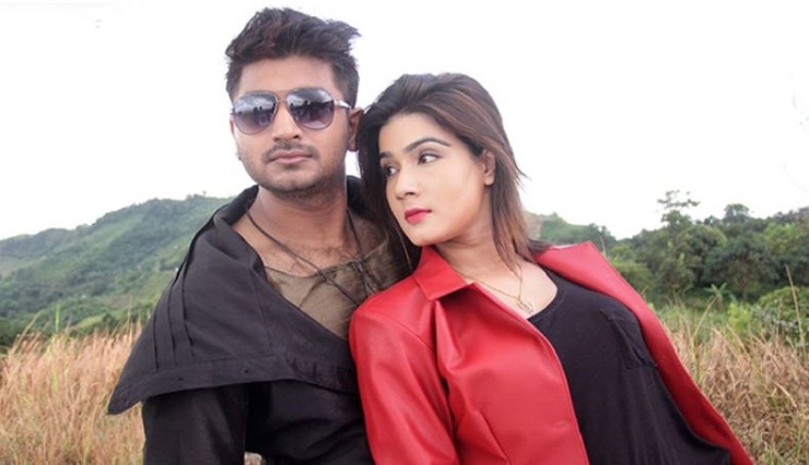মুখোমুখি হলেন বাপ্পী চৌধুরী ও মাহিয়া মাহি