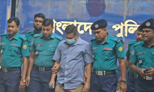 সাবেক মহাপরিদর্শক (আইজিপি) চৌধুরী আবদুল্লাহ আল-মামুনকে। ছবি : সংগৃহীত