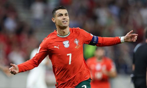 রোনালদোকে ছাড় দিলো ফিফা