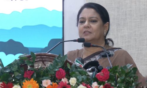 সকালে ঢাকার একটি অনুষ্ঠানে যোগ দিয়ে এসব কথা বলেন তিনি