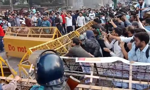 ছবি:ক্যাপ্টে’স টিভি