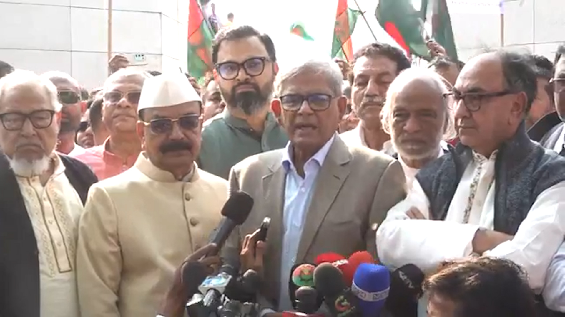 ছবি: ক্যাপ্টেন’স টিভি