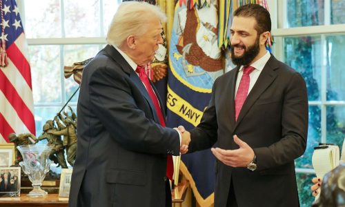 আল শারা ও ট্রাম্প । ছবি: সংগৃহীত।