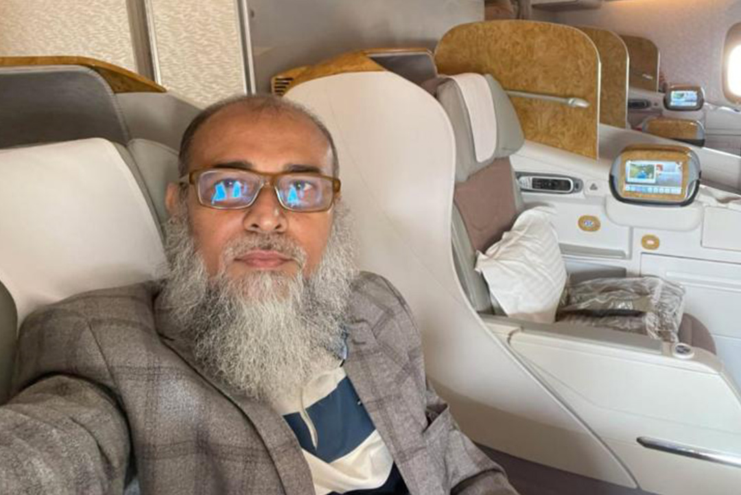 ছবি : ক্যাপ্টেন্স টিভি